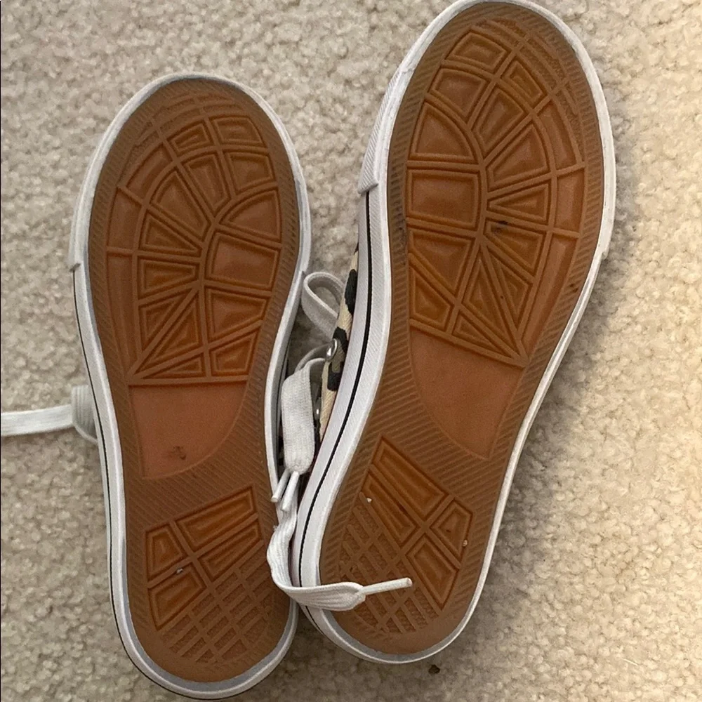 Leopard Print Canvas Sneakers‎ - Picture 4 of 4